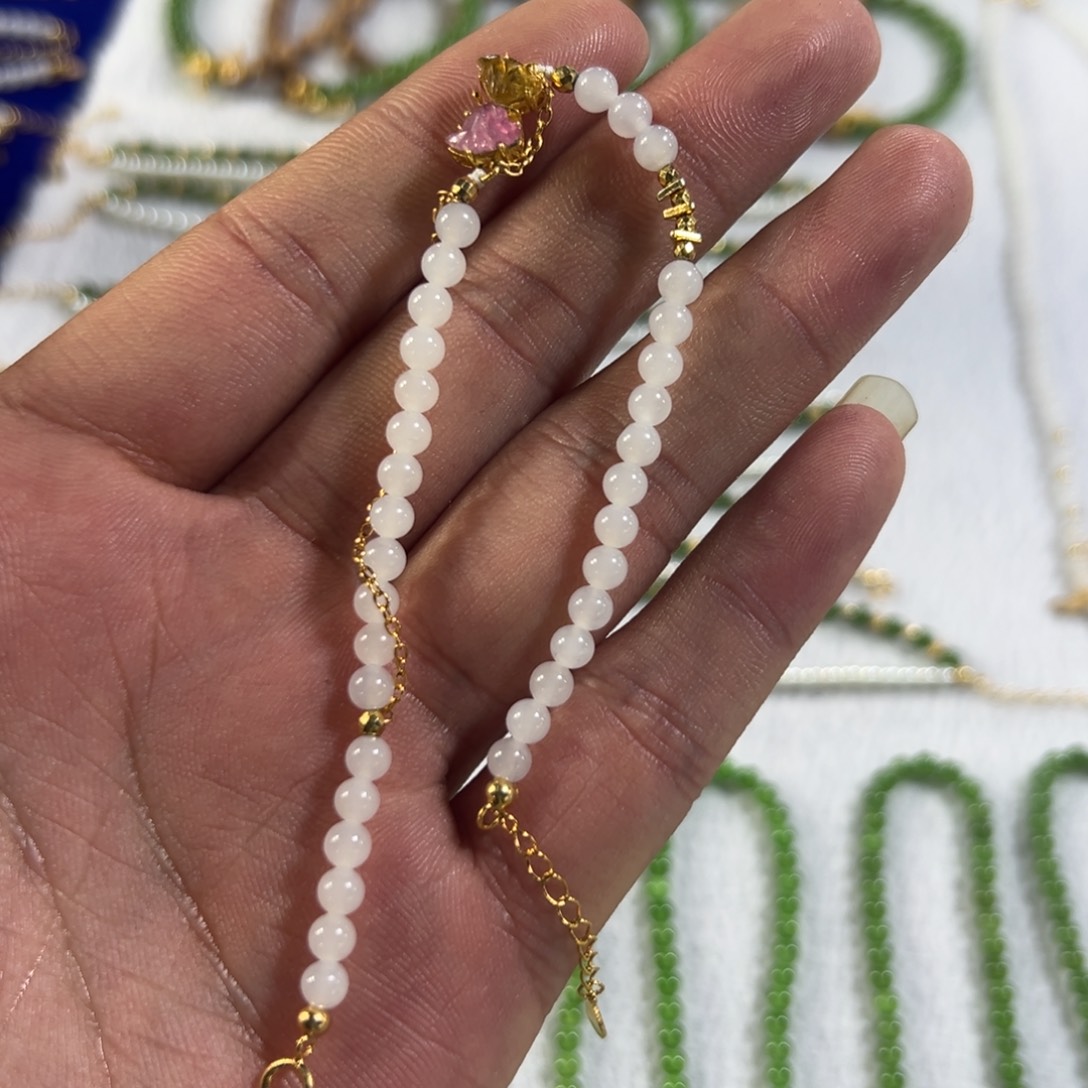 Y****和田玉未镶嵌手链