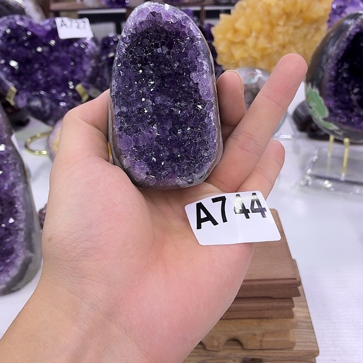 大型摆件（非配饰）紫晶未镶嵌