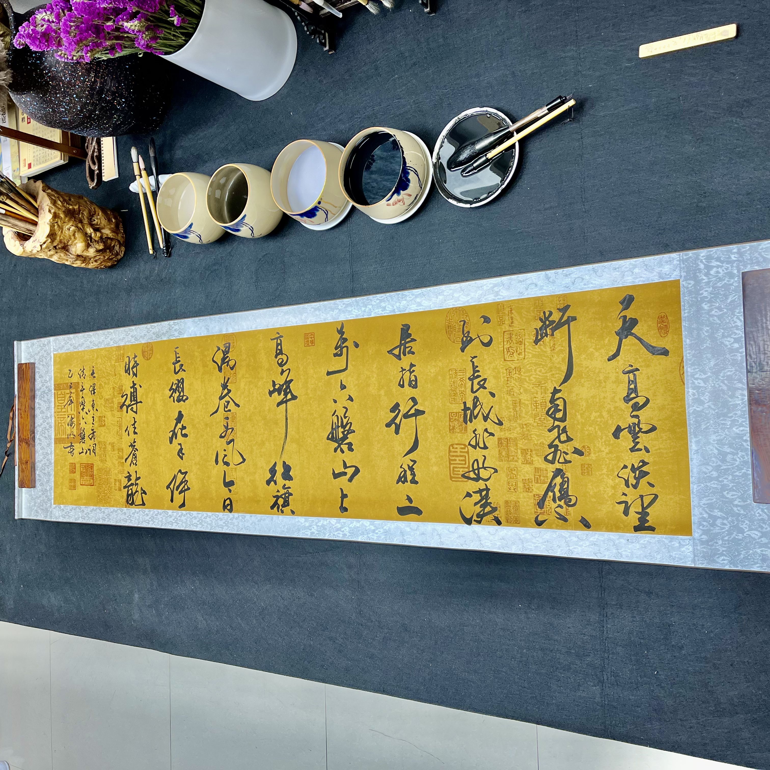 六盘山—燕海明—手写卷轴—墨兰草堂