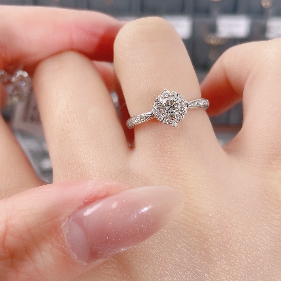 天然钻石戒指/指环18K金镶嵌DS24120095