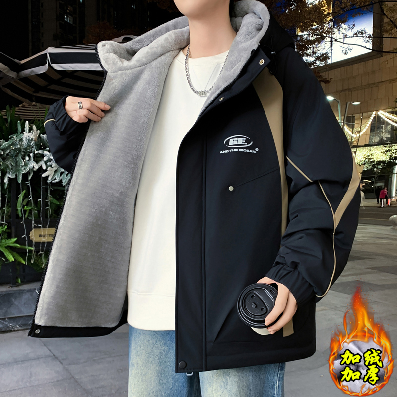 青少年男士冬季外套加绒加厚保暖夹克秋冬装潮流百搭学生冲锋衣男