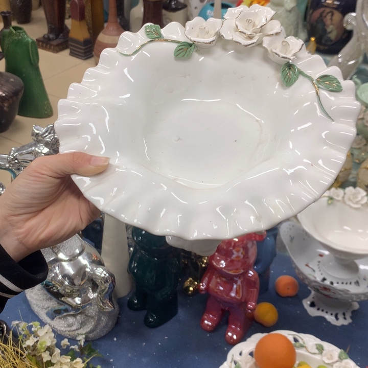 摆件陶瓷。。。。。。。