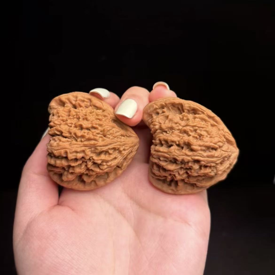 正宗涿鹿南疆石山地果凹底高炮南疆石拉丝蚂蚁纹高炮凹底文玩核桃