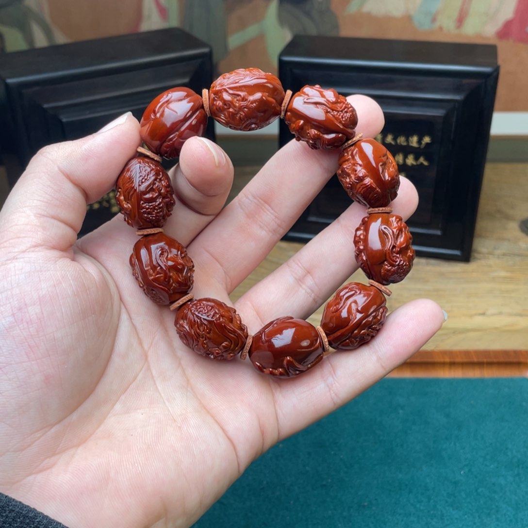 橄榄核吊坠浮雕罗汉表弟回血2.0
