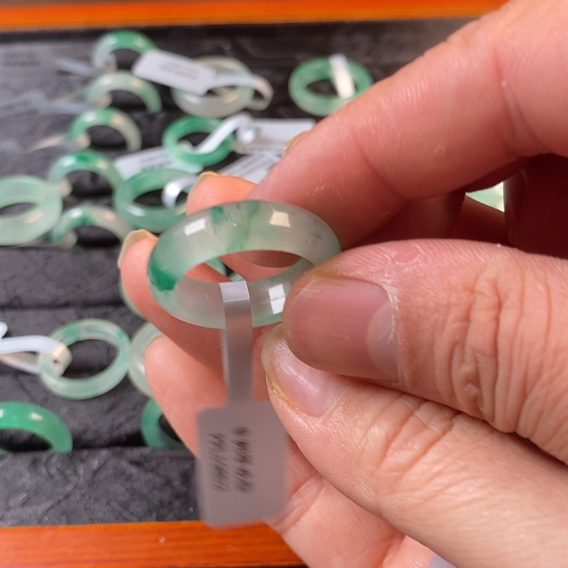 【闪购商品】石英质玉戒圈未镶嵌玉***宝