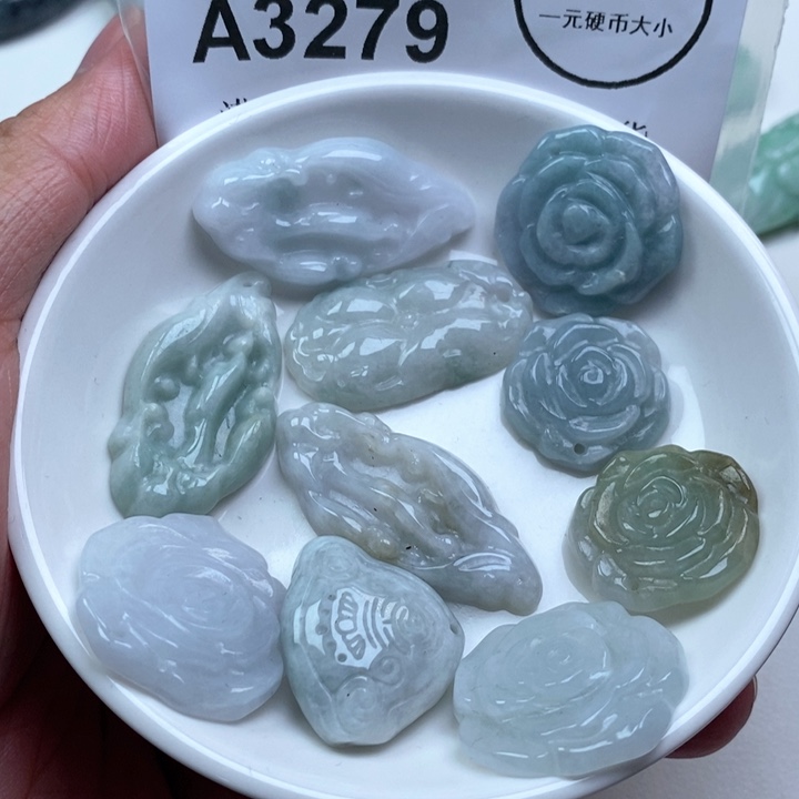 翡翠未镶嵌吊坠(不含链)