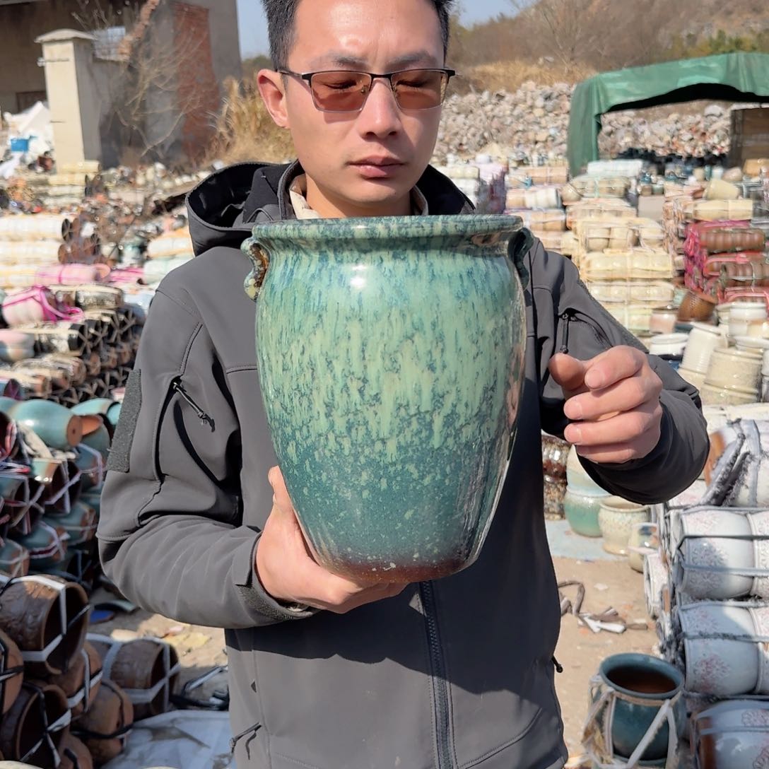 紫砂花盆口19高25（一个镇店之宝绿雪花