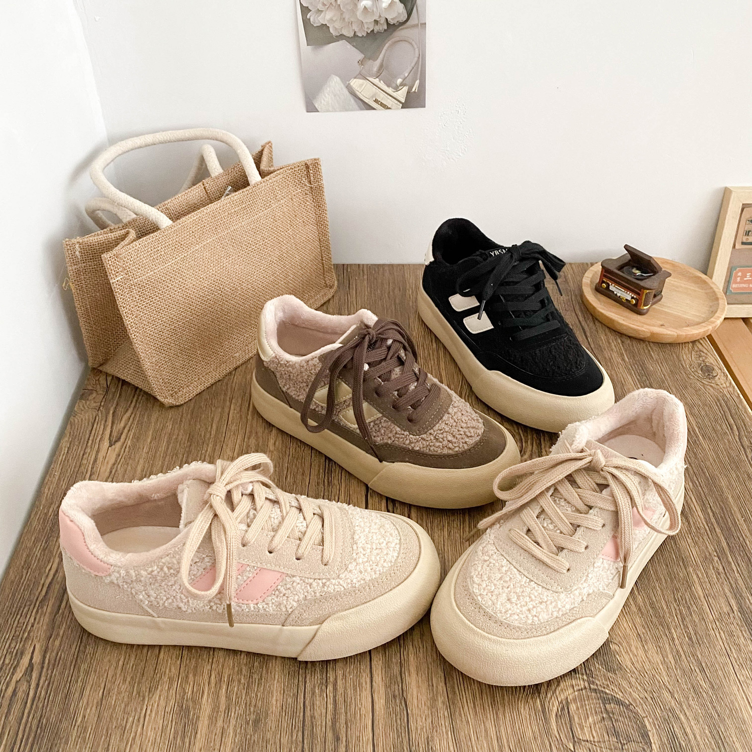 希玥2025秋冬加绒板鞋女百搭爆款德训小白鞋保暖百搭休闲韩系板鞋