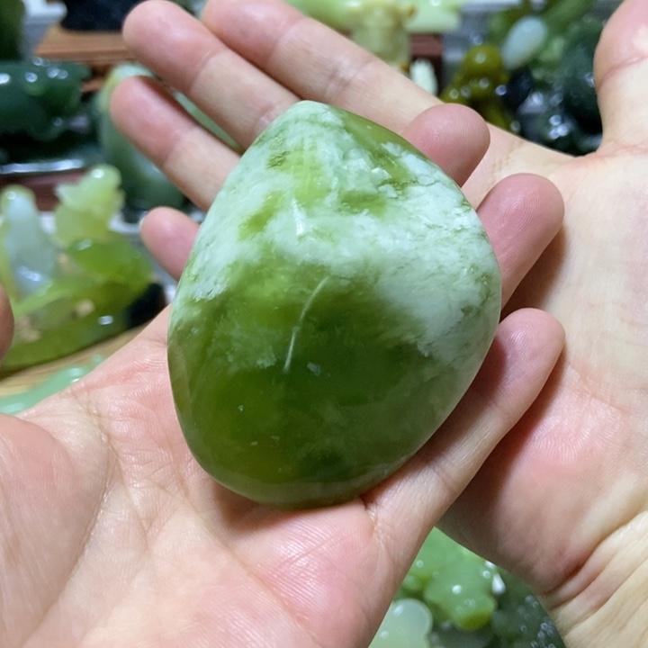 【闪购商品】蛇纹石玉把件未镶嵌