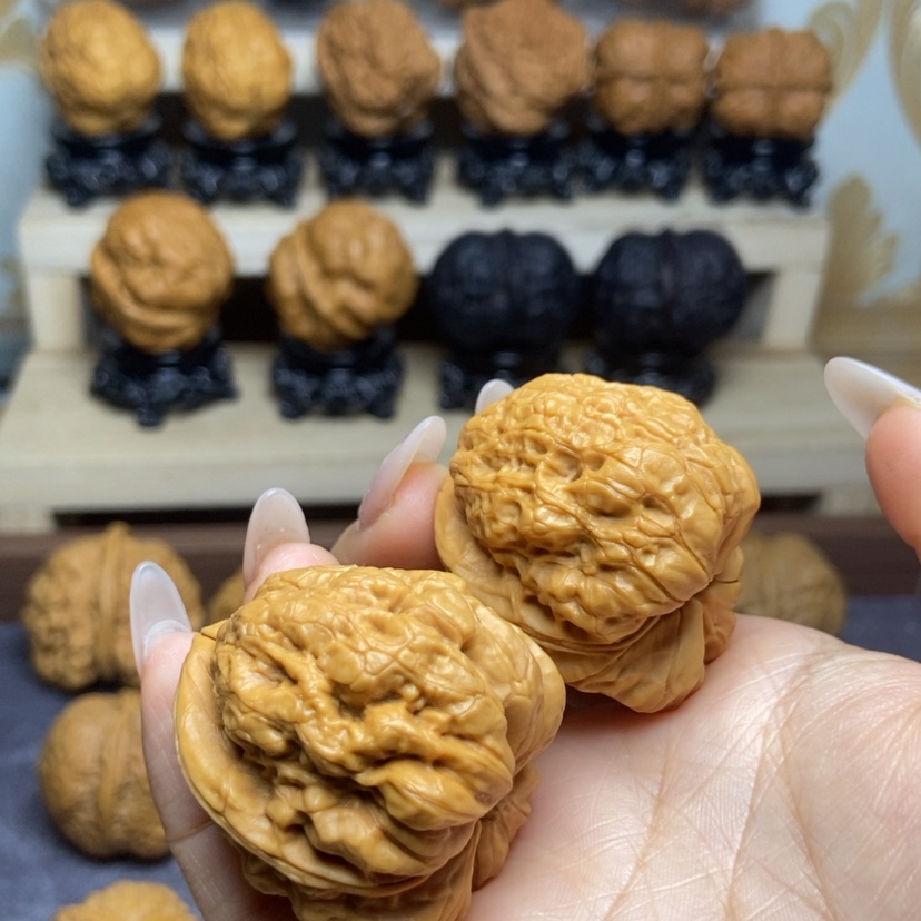 【闪购商品】桃核吊坠12…………40mm