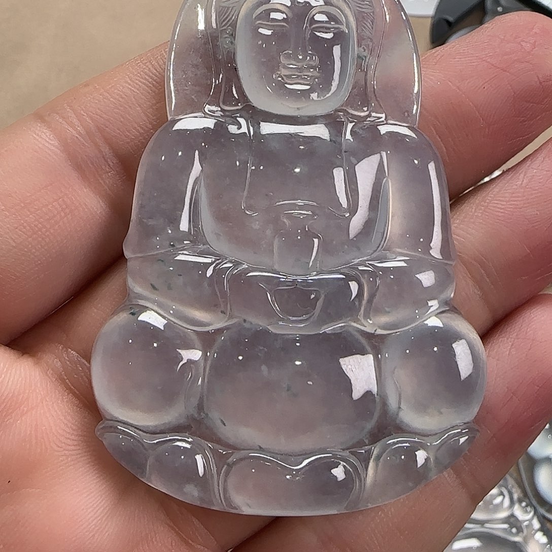 翡翠未镶嵌颈饰   