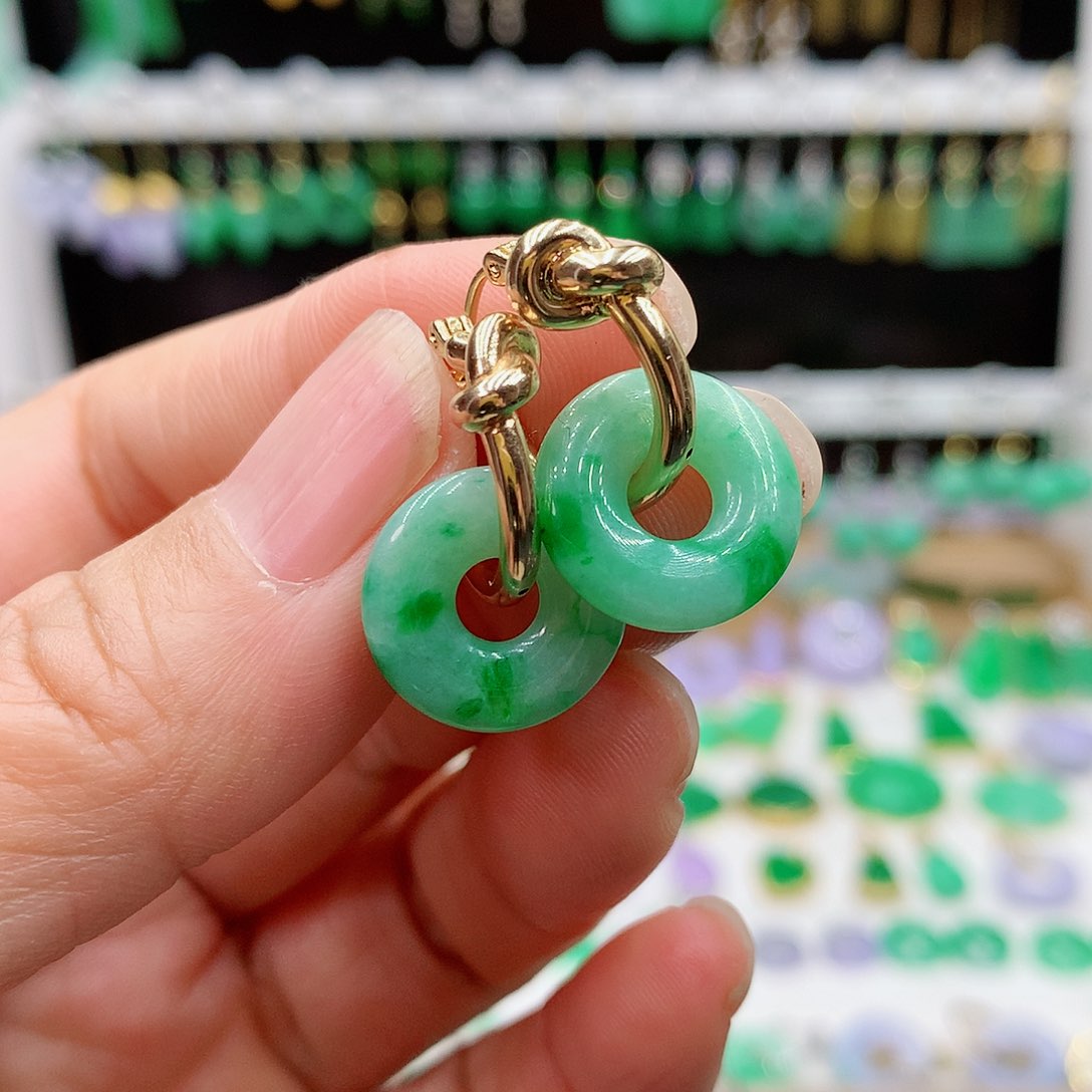 翡翠耳饰18K金镶嵌的