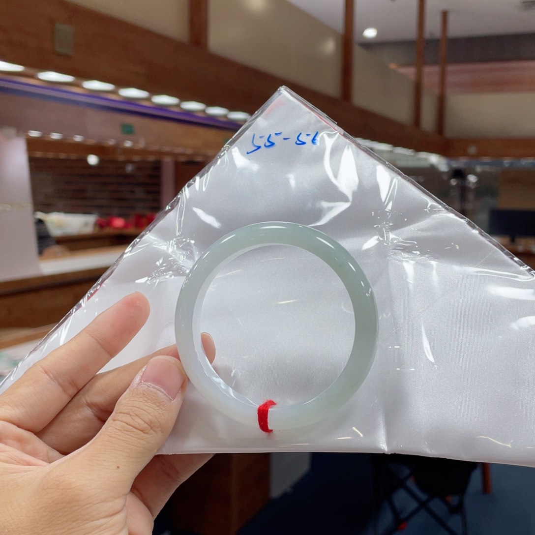 未镶嵌手镯翡翠翡翠