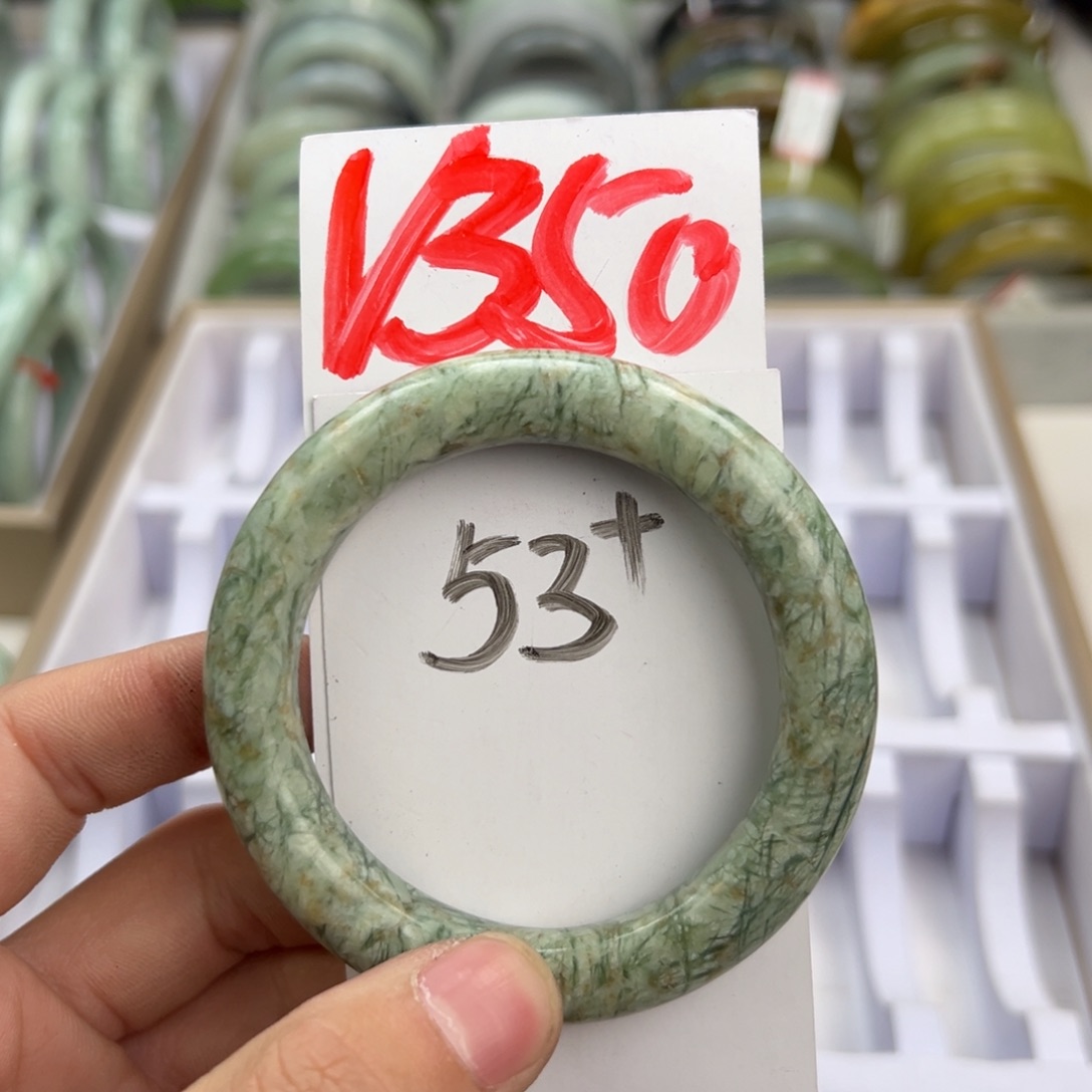 岫玉手镯未镶嵌天然岫玉微瑕