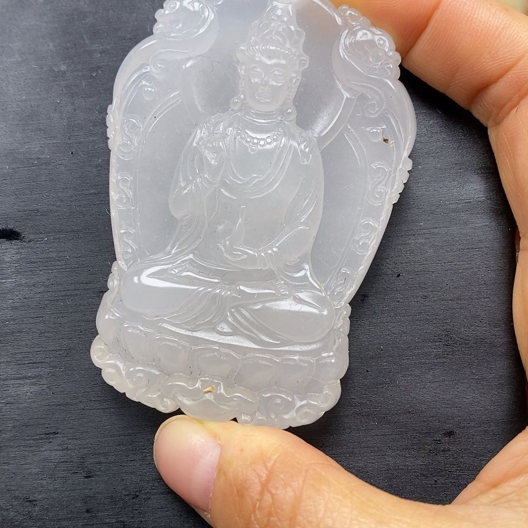 石英质玉（黄龙玉）颈饰未镶嵌