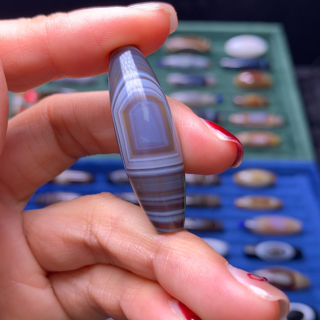 1***赞玛瑙/玉髓未镶嵌颈饰