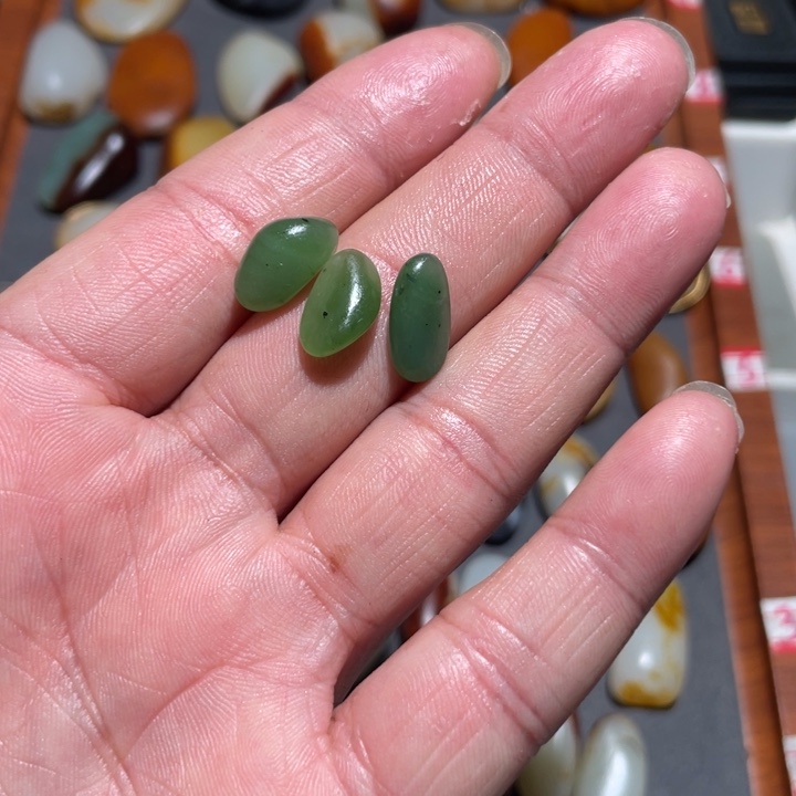 和田玉（糖玉）未镶嵌挂件