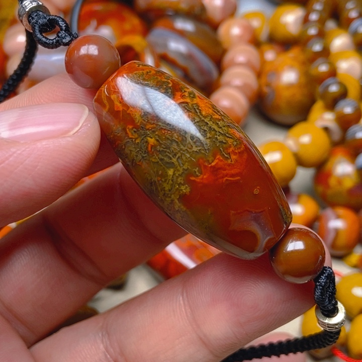 玛瑙/玉髓未镶嵌吊坠