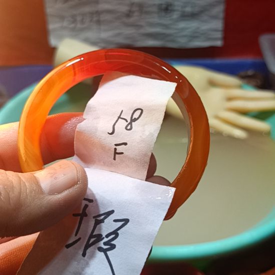 玛瑙/玉髓手镯未镶嵌