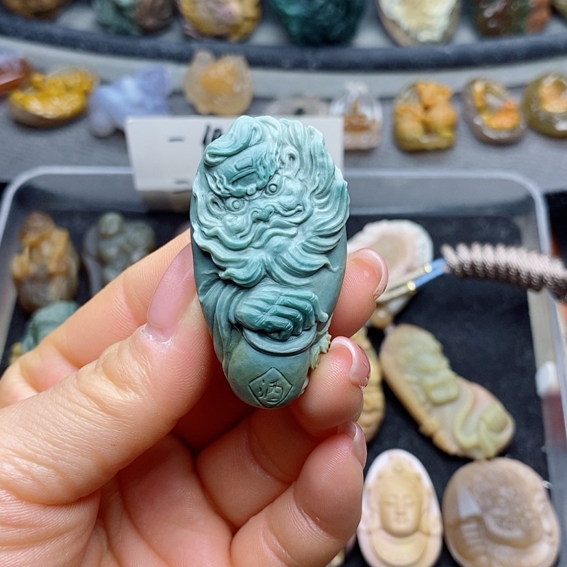 【闪购商品】定制石英质玉吊坠未镶嵌