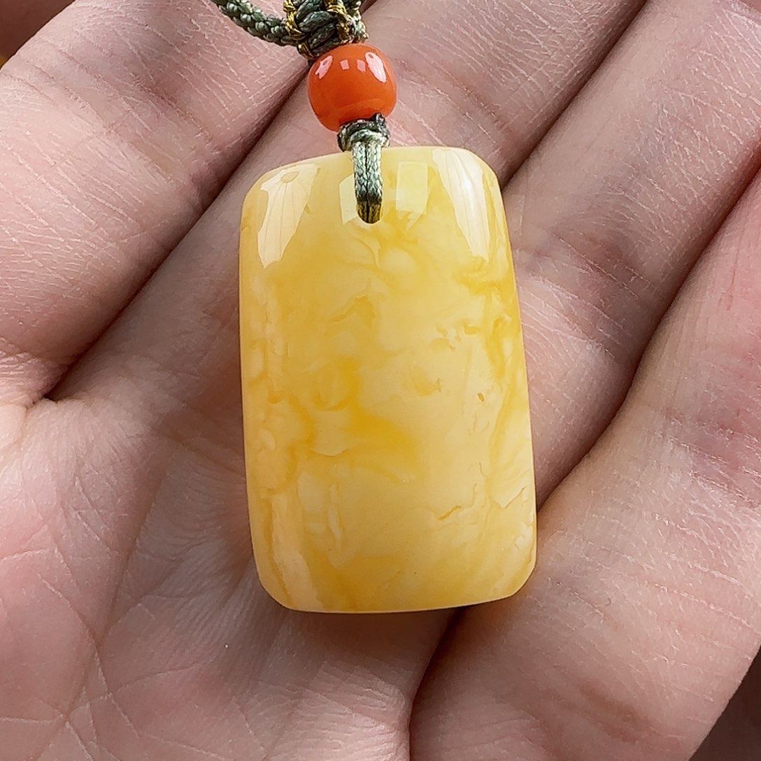 琥珀裸石未镶嵌蜜蜡