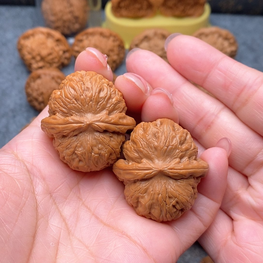 文玩核桃把件精品元宝39全品