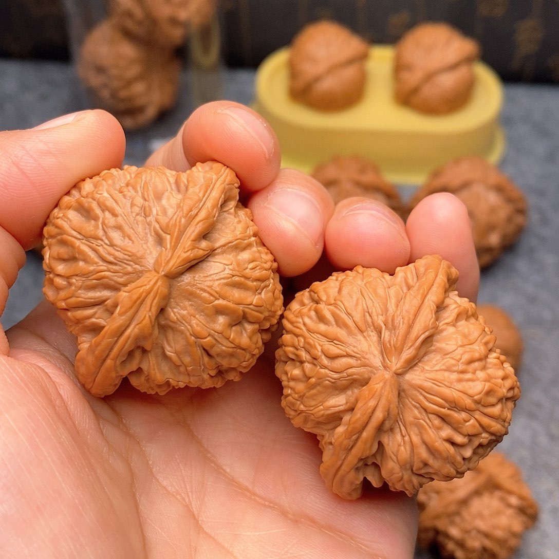 文玩核桃把件白狮子41全品