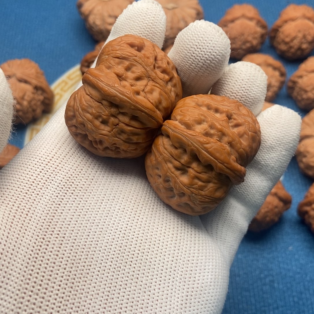 吊坠文玩核桃42元宝