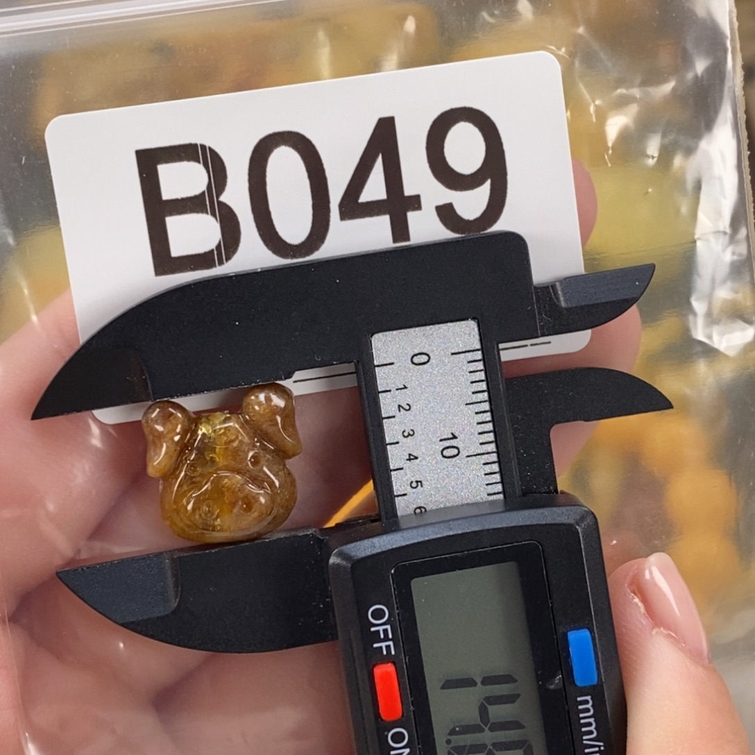 琥珀未镶嵌珠宝奇石