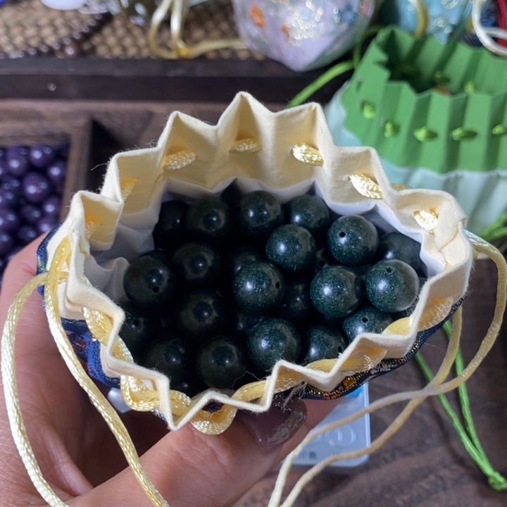 泥塑梦灵1.2瑕疵珠香包约50克