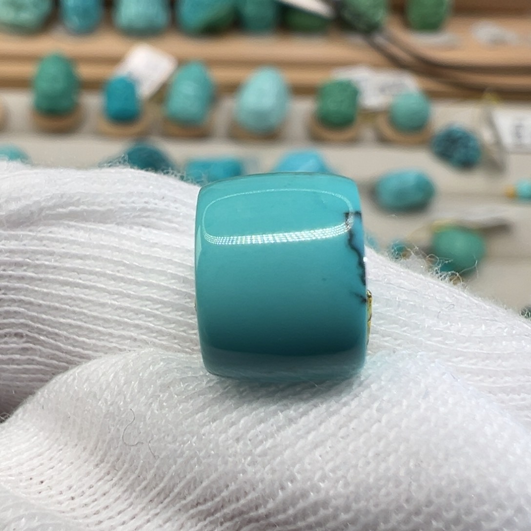 绿松石配饰未镶嵌