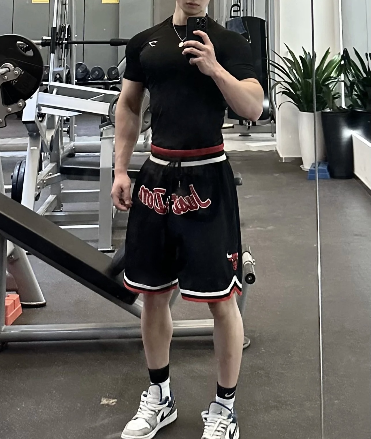 【97-98芝加哥】复古美式休闲短裤公牛速干口袋美式篮球裤