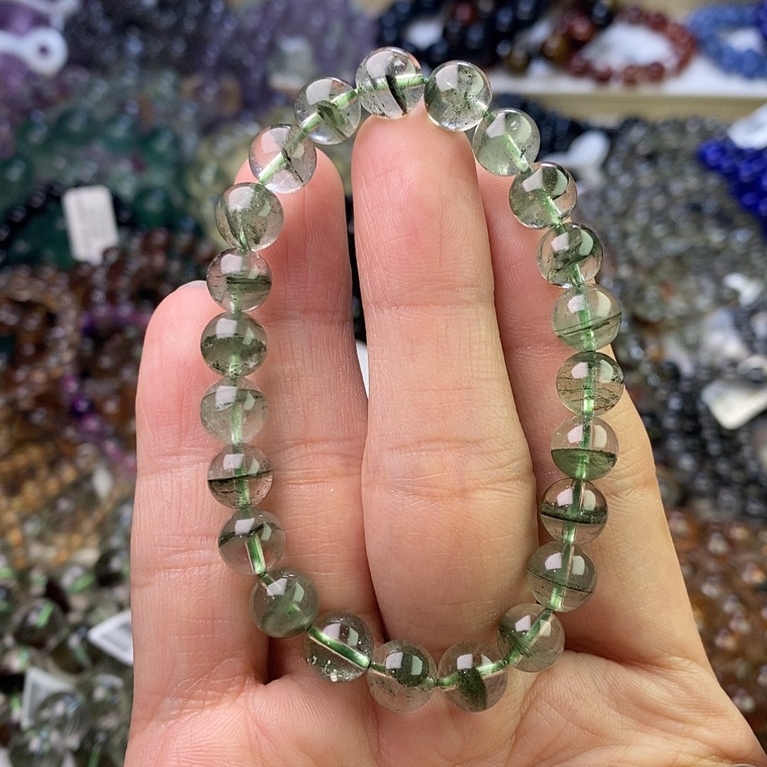 水晶手串未镶嵌唯*卡8