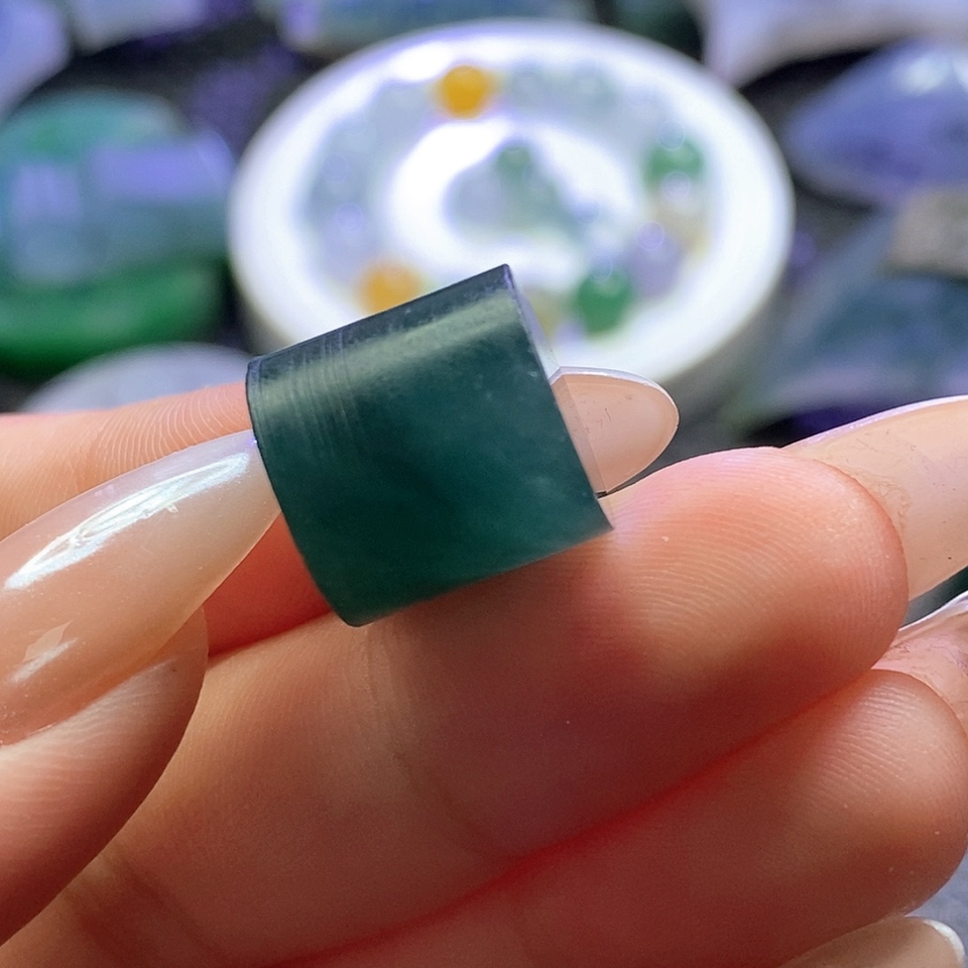 乐***可定制翡翠未镶嵌珠子