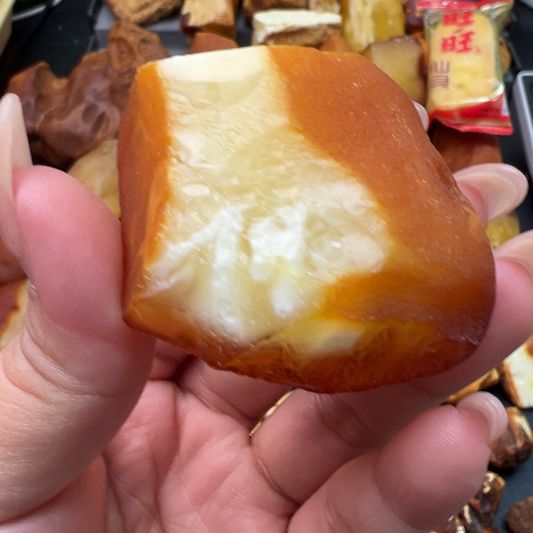定制琥珀未镶嵌蜜蜡