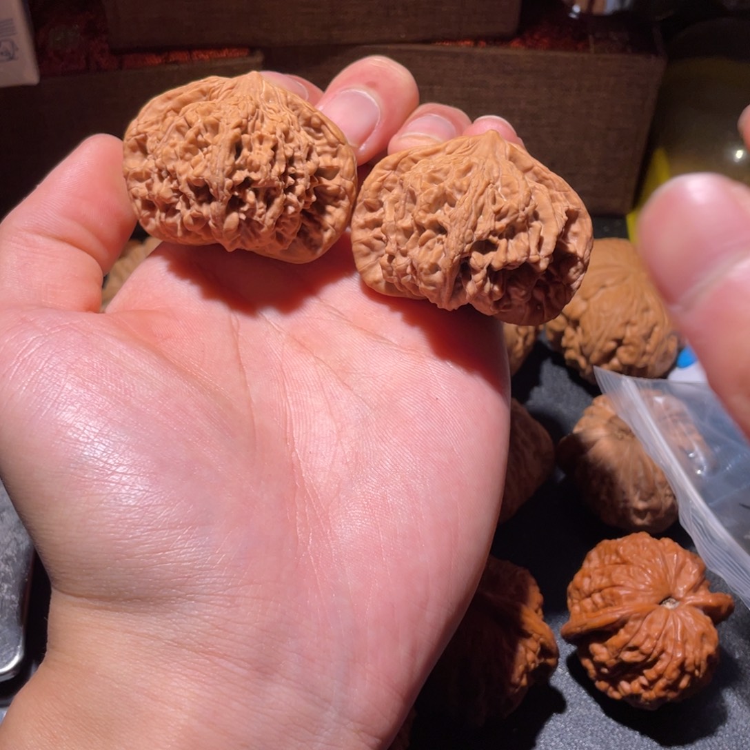 小***爸吊坠文玩核桃狮虎兽