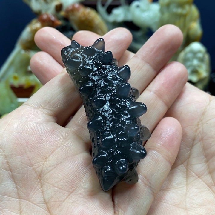 未镶嵌蛇纹石玉珠宝奇石
