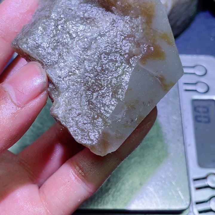 和田玉（糖玉）未镶嵌珠宝半成品