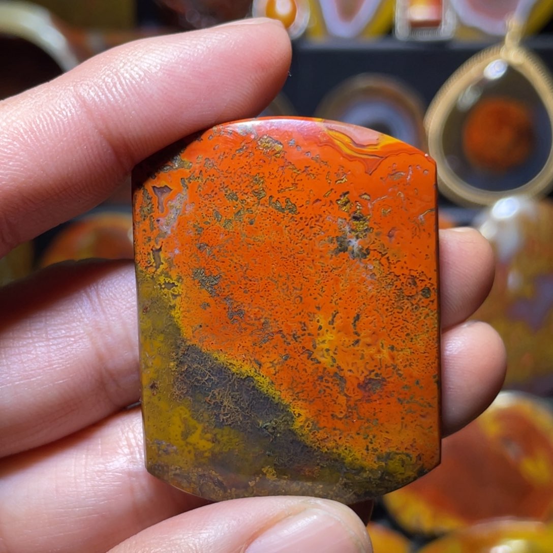 未镶嵌颈饰玛瑙/玉髓