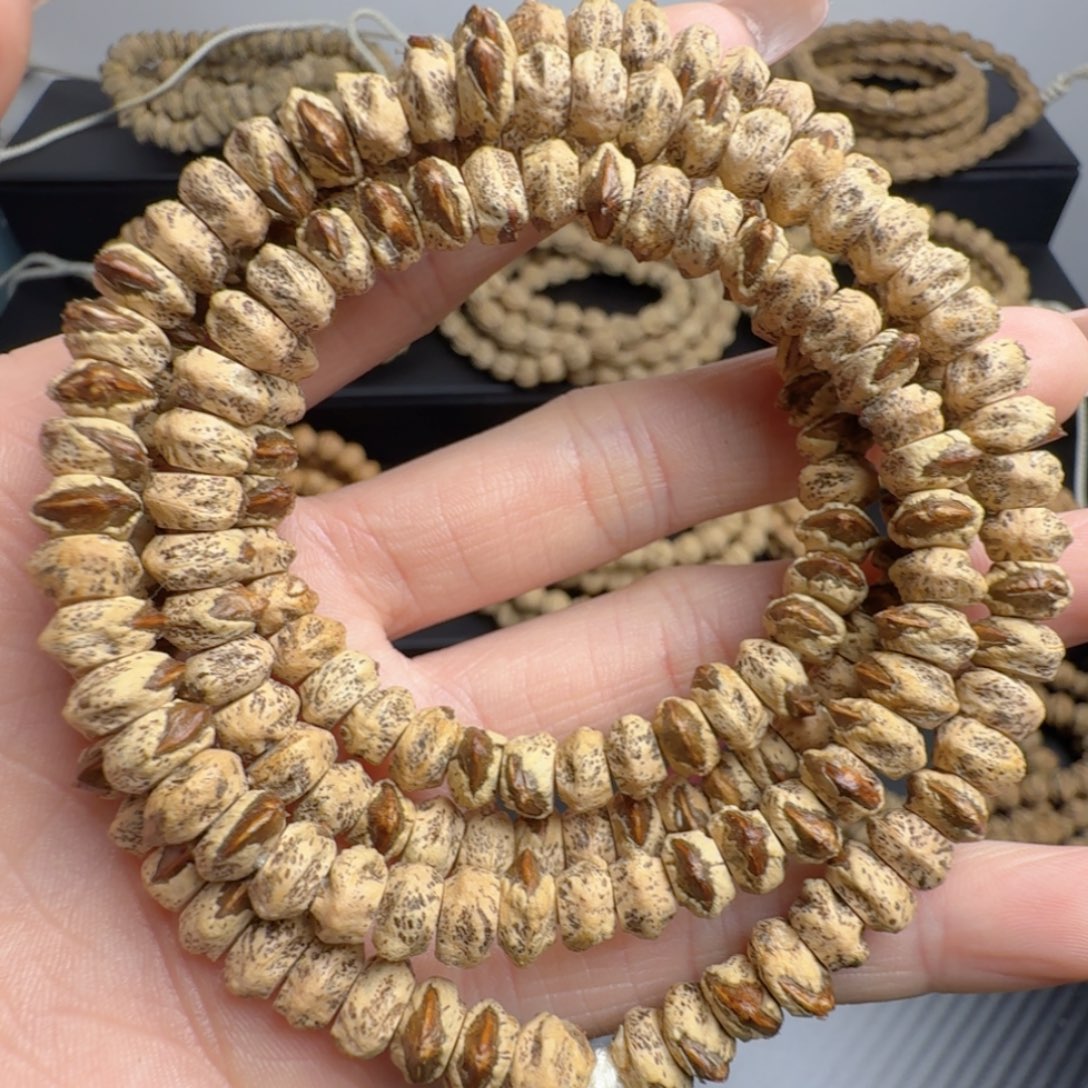 柏香籽/百香籽吊坠