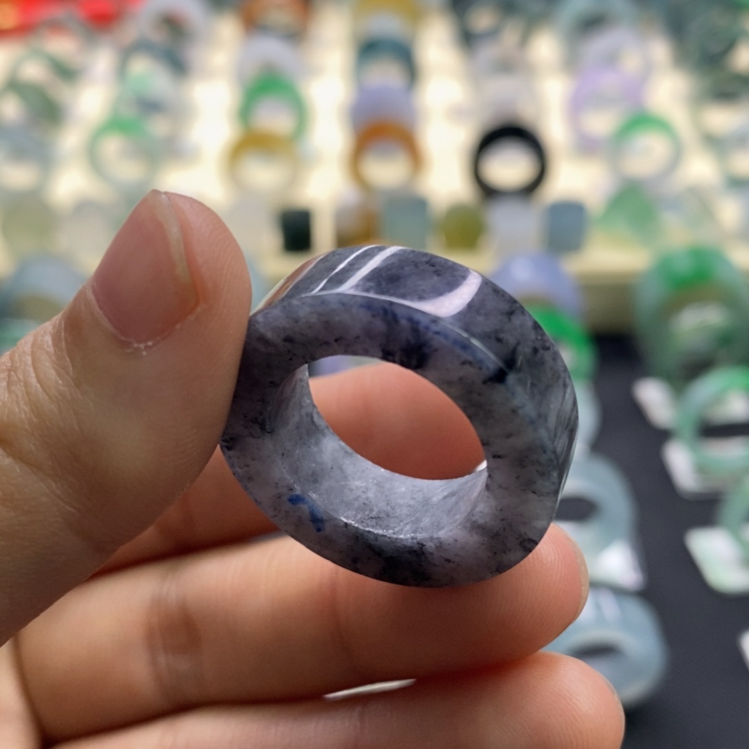 定制翡翠未镶嵌圈口14-17