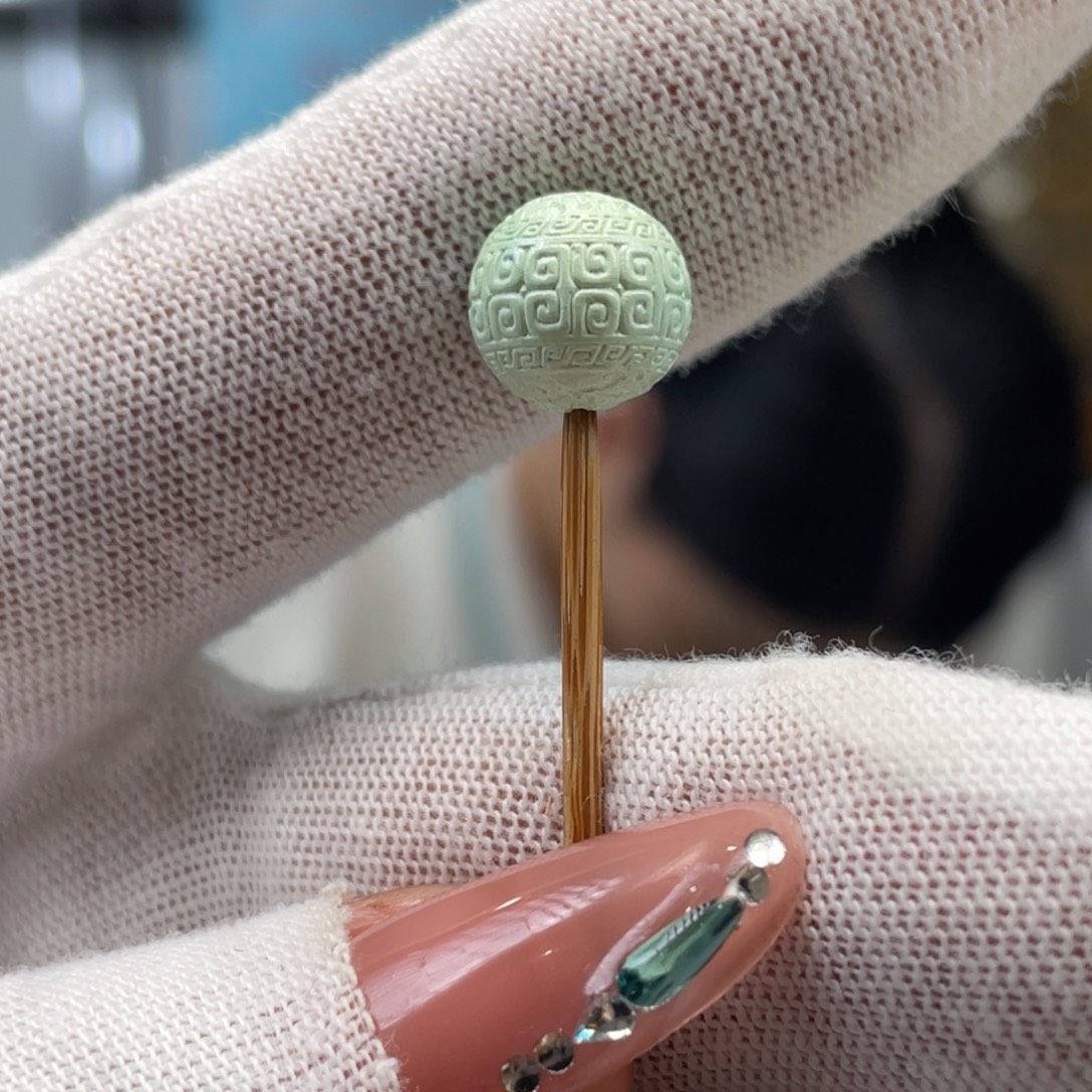 绿松石未镶嵌挂件