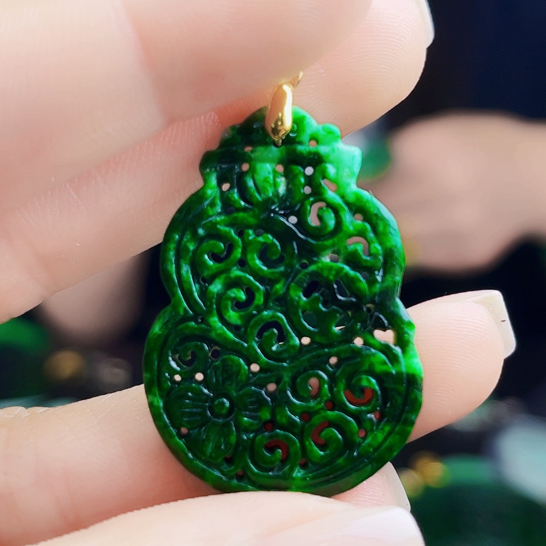 颈饰银S925镶嵌翡翠多样性