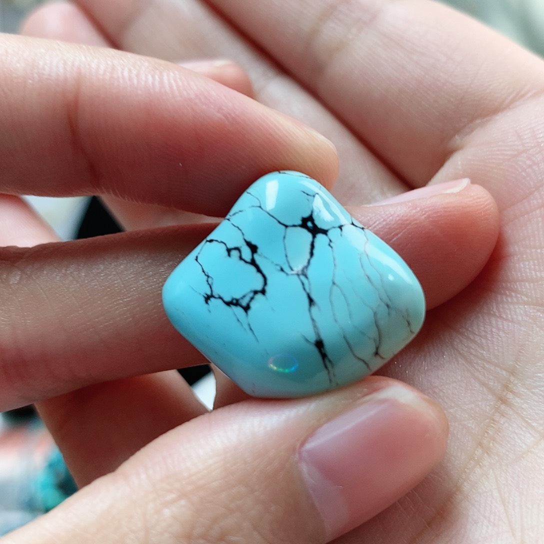 未镶嵌绿松石珠宝奇石