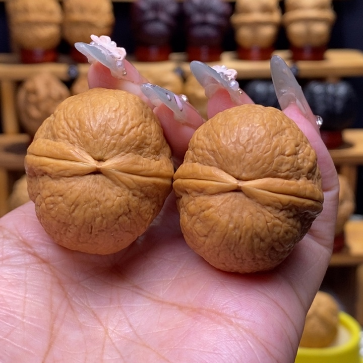 把件文玩核桃光头强24号37尺