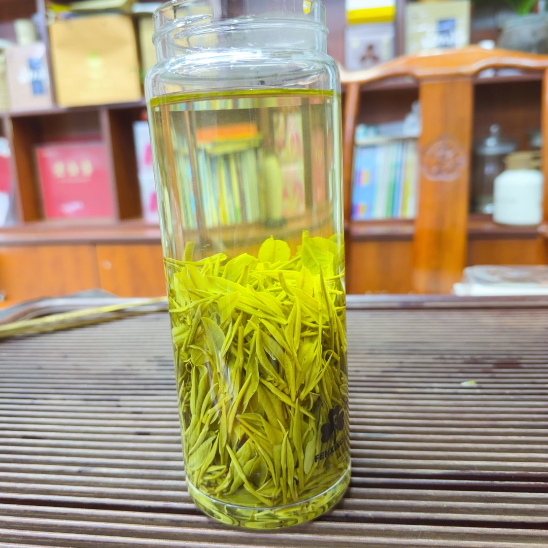 兰花香口粮昆铜高山白茶