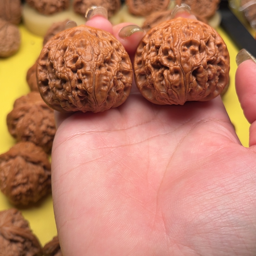 吊坠桃核44水龙纹