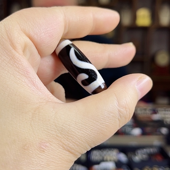 玛瑙/玉髓颈饰合金林