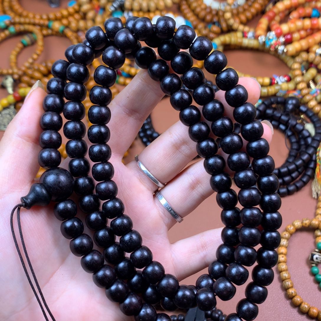 年**高藏传小卓玛欢迎大家