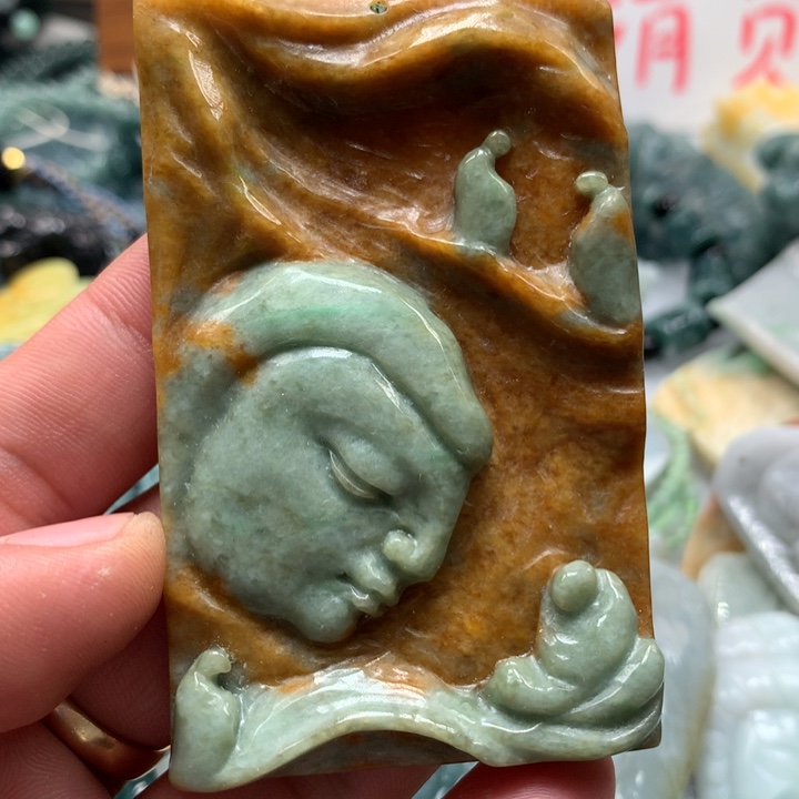 翡翠颈饰未镶嵌保真天然A货翡翠
